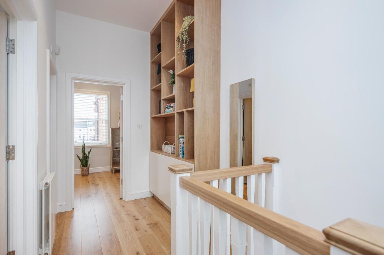 Beautiful 2 Bedrooms Split Level Fulham Apartment London Exterior photo
