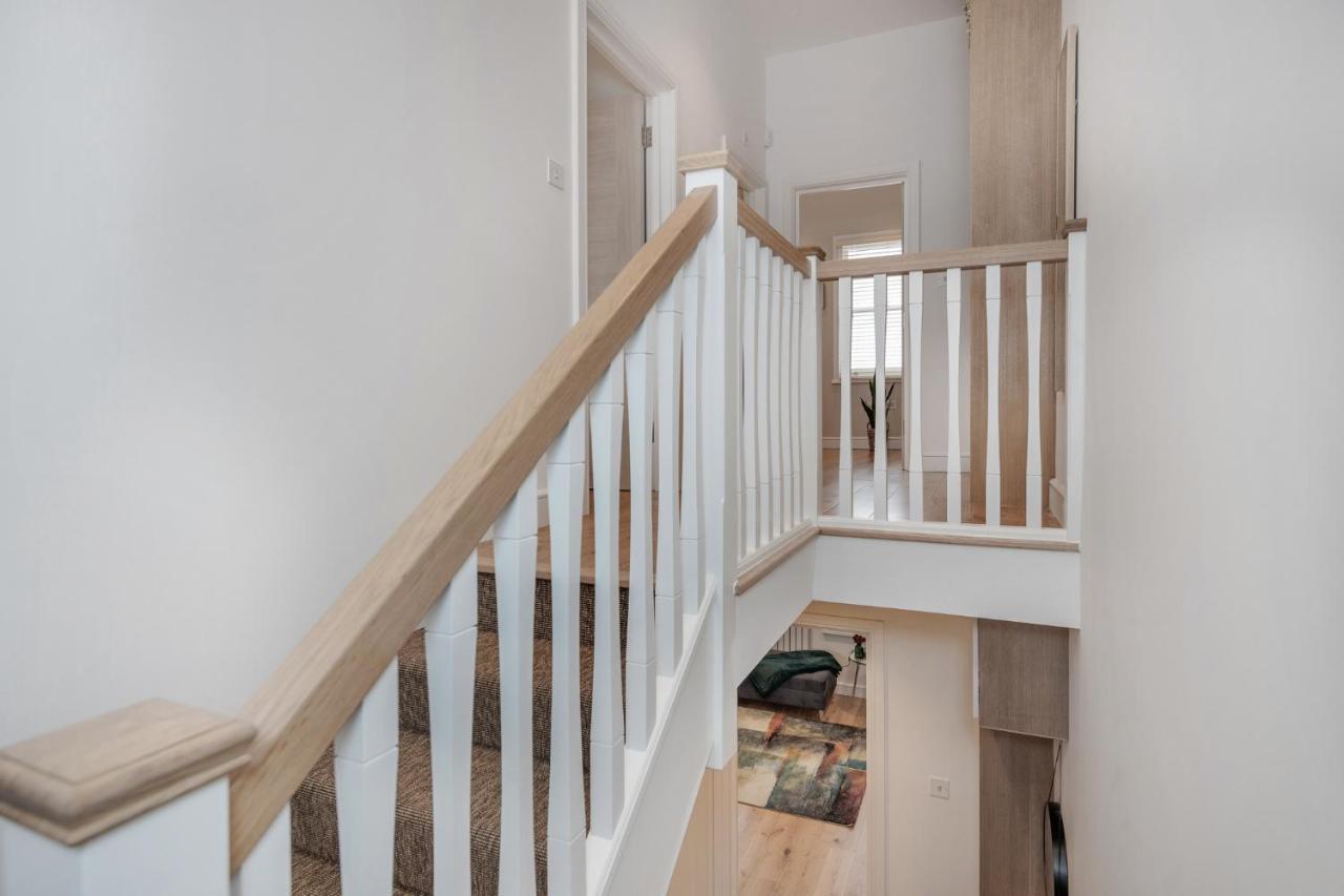 Beautiful 2 Bedrooms Split Level Fulham Apartment London Exterior photo